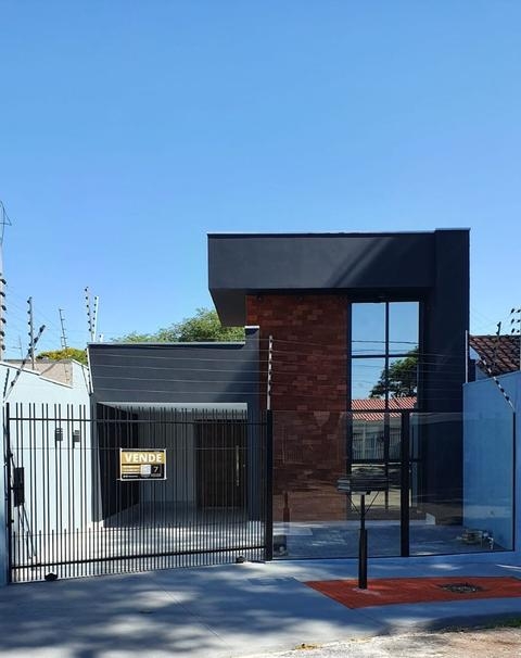 Casa à venda em Maringá, Parque Residencial Quebec, com 5 quartos, com 160 m²